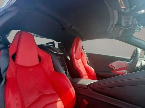 Used 2025 Chevrolet Corvette Z06 RWD image 39