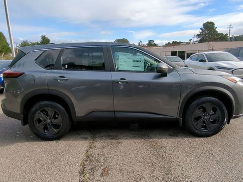 New 2026 Nissan Rogue SV image 4
