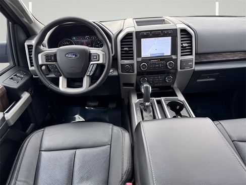 Used 2020 Ford F150 Lariat image 5