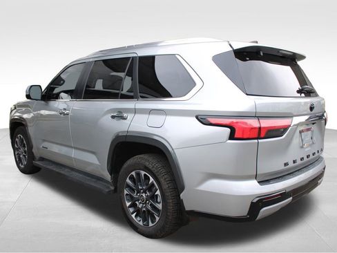 Certified 2024 Toyota Sequoia Limited AWD/4WD image 14