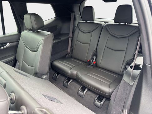 Used 2021 Cadillac XT6 Premium Luxury AWD/4WD image 22