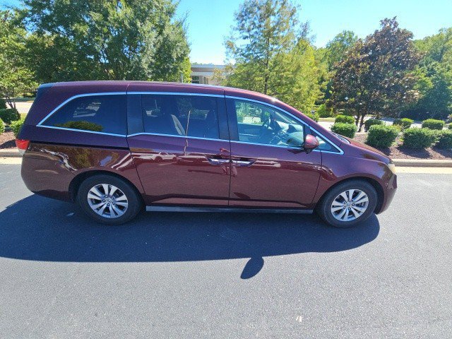 Used 2017 Honda Odyssey SE image 9