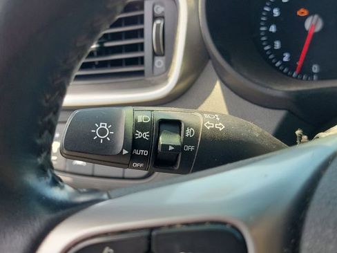 Used 2020 Kia Sorento EX FWD image 33