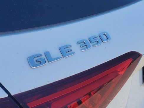 Used 2022 Mercedes-Benz GLE 350 w/ Premium Package image 12