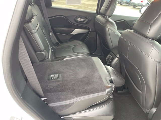 Used 2018 Jeep Cherokee Overland w/ Technology Group AWD/4WD image 54