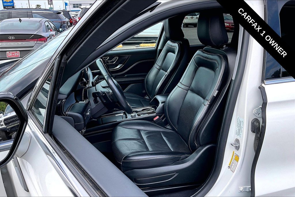Used 2022 Lincoln Corsair FWD w/ Premium Package image 6