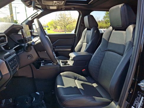 Certified 2025 Toyota 4Runner TRD Sport Premium w/ Tow Technology Package AWD/4WD image 13