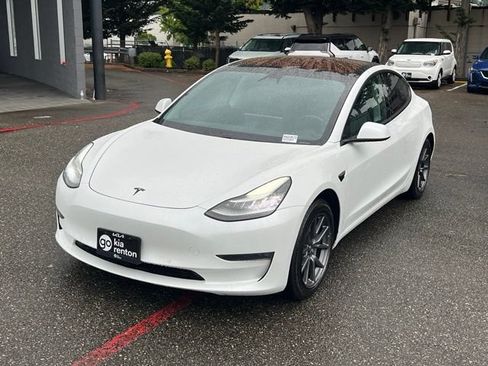 Used 2018 Tesla Model 3 Long Range RWD image 3