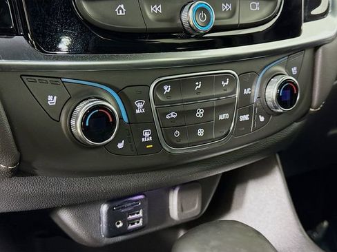 Used 2024 Chevrolet Traverse Premier w/ Redline Edition image 19