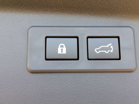 New 2026 Subaru Outback Limited AWD/4WD image 13