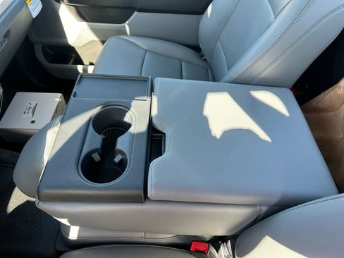 New 2026 Ford F450 XL w/ XL Chrome Package image 33