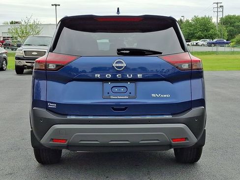Used 2023 Nissan Rogue SV AWD/4WD image 8