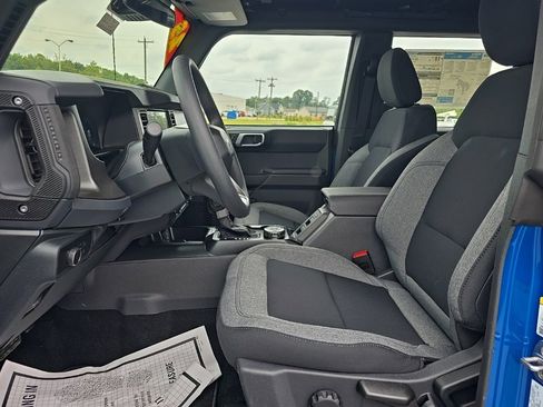 New 2025 Ford Bronco 4-Door w/ Sasquatch Package image 14