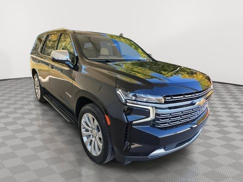 Used 2021 Chevrolet Tahoe Premier w/ Premium Package image 3