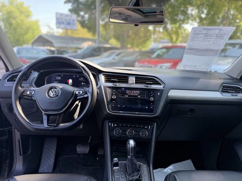 Used 2019 Volkswagen Tiguan SEL AWD/4WD image 23