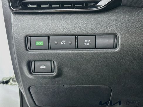 Used 2024 Nissan Sentra SV w/ All-Weather Package FWD image 10