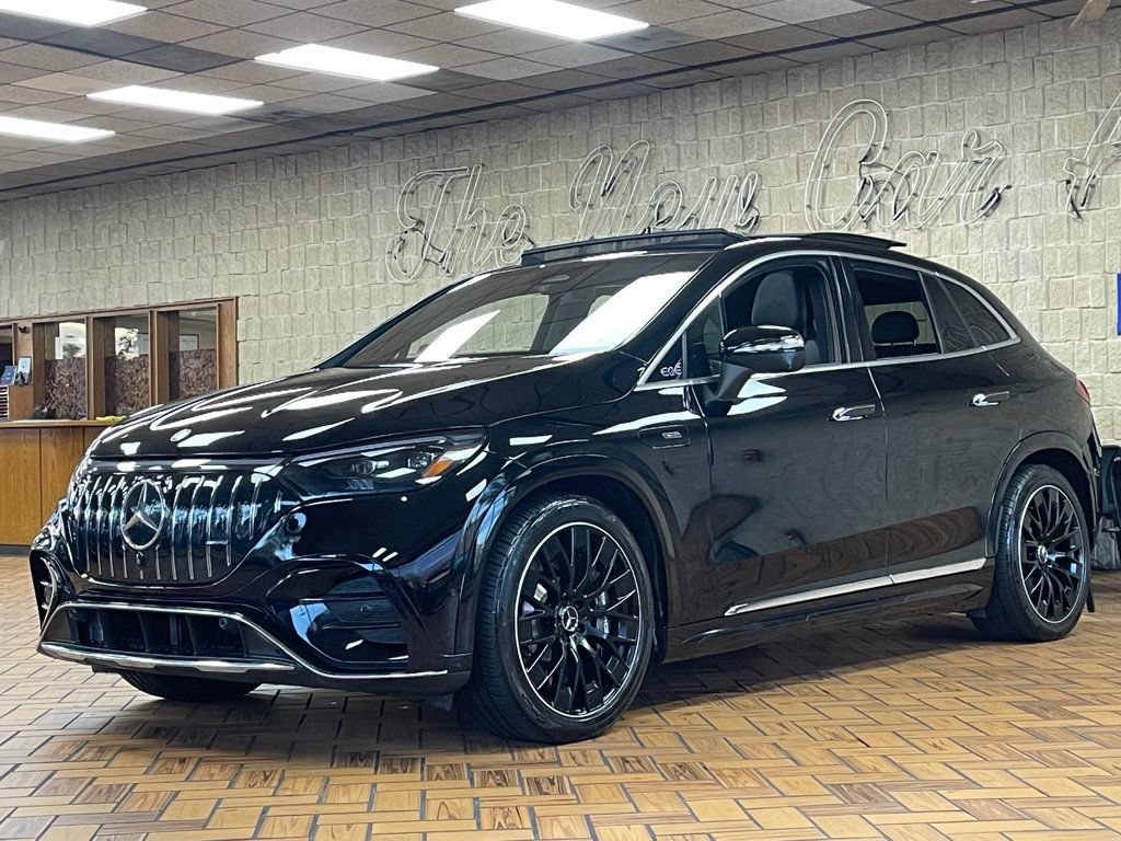 Used 2024 Mercedes-Benz EQE AMG 4MATIC SUV image 4