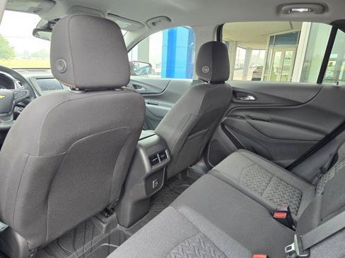 Used 2024 Chevrolet Equinox LT w/ LPO, Floor Liner Package FWD image 29