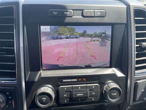 Used 2019 Ford F150 XLT w/ Equipment Group 302A Luxury AWD/4WD image 20