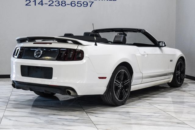 Used 2013 Ford Mustang GT Premium w/ Electronics Pkg RWD image 14