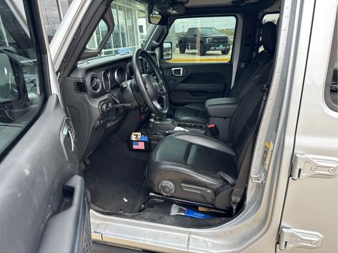 Used 2023 Jeep Wrangler Unlimited Rubicon 4xe w/ Cold Weather Group image 5