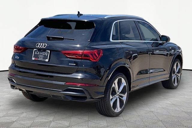 Used 2021 Audi Q3 2.0T Premium Plus w/ Premium Plus Package AWD/4WD image 2