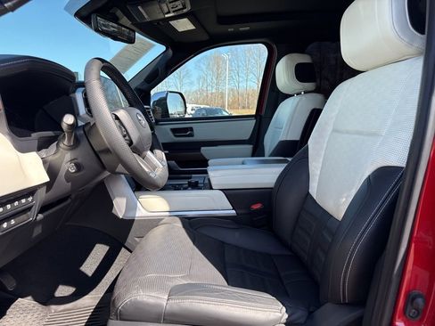 Used 2023 Toyota Tundra Capstone image 9