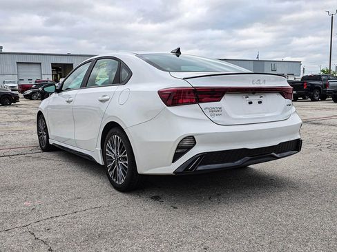 Used 2024 Kia Forte GT-Line w/ GT-Line Premium Package image 4