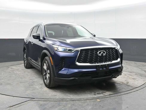 Used 2023 INFINITI QX60 Luxe w/ Cargo Package AWD/4WD image 6