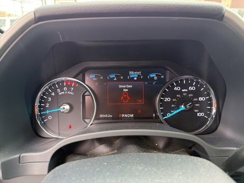 Used 2022 Ford F350 Lariat w/ Chrome Package image 7