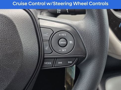 Used 2022 Toyota Corolla LE image 26