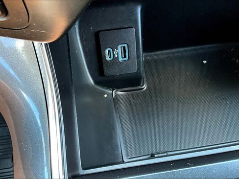 Used 2022 Ford F150 XLT w/ Equipment Group 302A High image 33