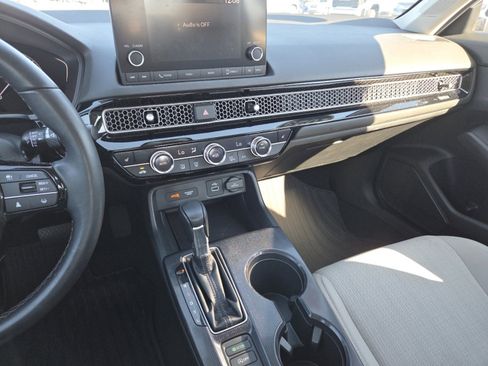 Certified 2023 Honda Civic EX image 30