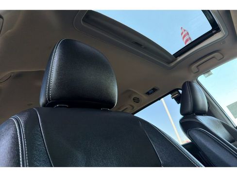 Used 2020 Toyota Sienna SE w/ SE Preferred Package image 20