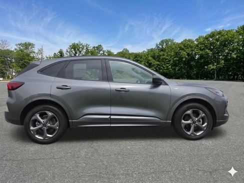 Used 2024 Ford Escape ST-Line w/ Tech Pack #1 AWD/4WD image 5