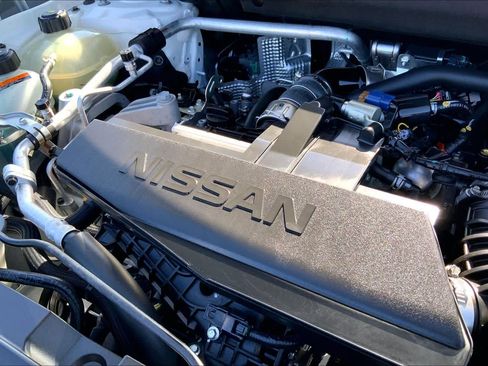 Used 2025 Nissan Rogue S FWD image 28