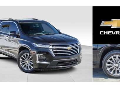 Used 2023 Chevrolet Traverse Premier