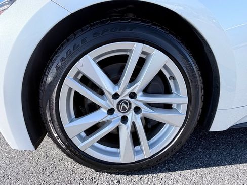 Used 2022 Lexus IS 300 image 32