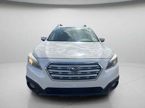 Used 2016 Subaru Outback 2.5i Premium AWD/4WD image 3