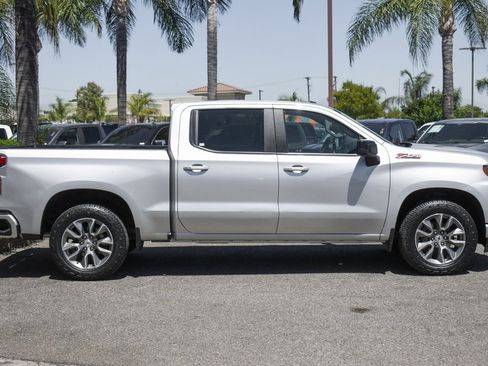 Used 2019 Chevrolet Silverado 1500 RST image 11