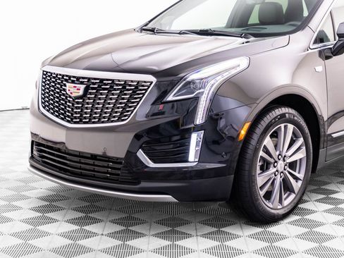 Certified 2025 Cadillac XT5 Premium Luxury w/ Technology Package AWD/4WD image 41