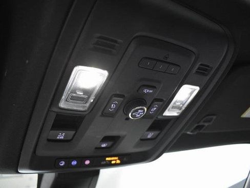 Used 2022 Chevrolet Suburban RST w/ Luxury Package image 26