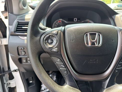 Used 2023 Honda Ridgeline Sport image 16