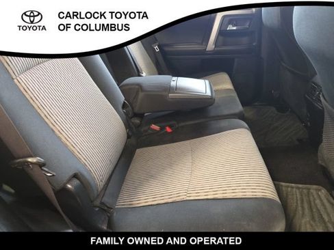 Used 2016 Toyota 4Runner SR5 AWD/4WD image 17