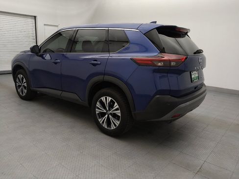 Used 2021 Nissan Rogue SV AWD/4WD image 3