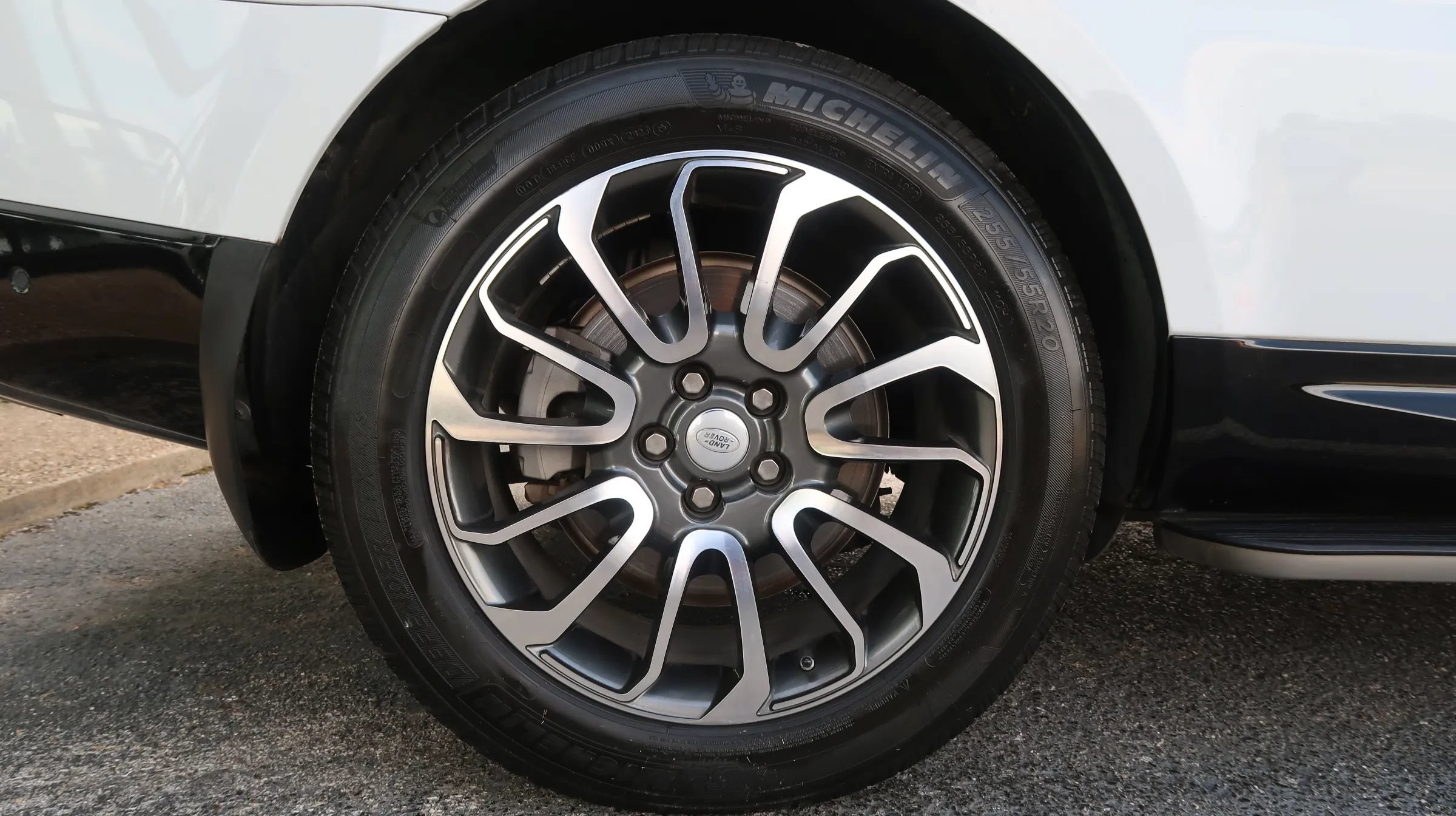 Used 2018 Land Rover Range Rover Sport HSE AWD/4WD image 60