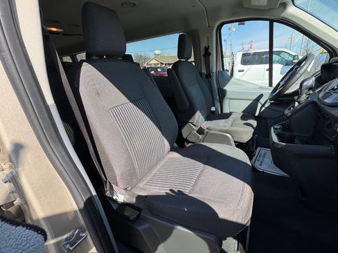 Used 2019 Ford Transit 350 XLT image 18