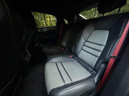 Used 2021 Porsche Cayenne GTS AWD/4WD image 20