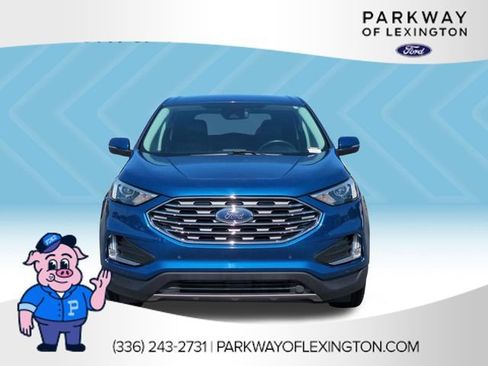 Used 2022 Ford Edge Titanium AWD/4WD image 8