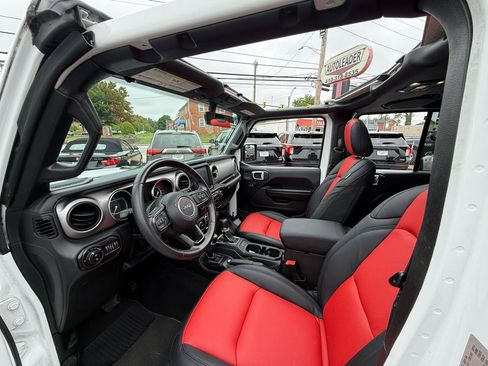 Used 2021 Jeep Gladiator Sport w/ Quick Order Package 24Q 80Th AWD/4WD image 4